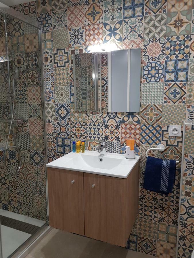 דירות בסטיה Chambre De Charme Dans La Citadelle מראה חיצוני תמונה
